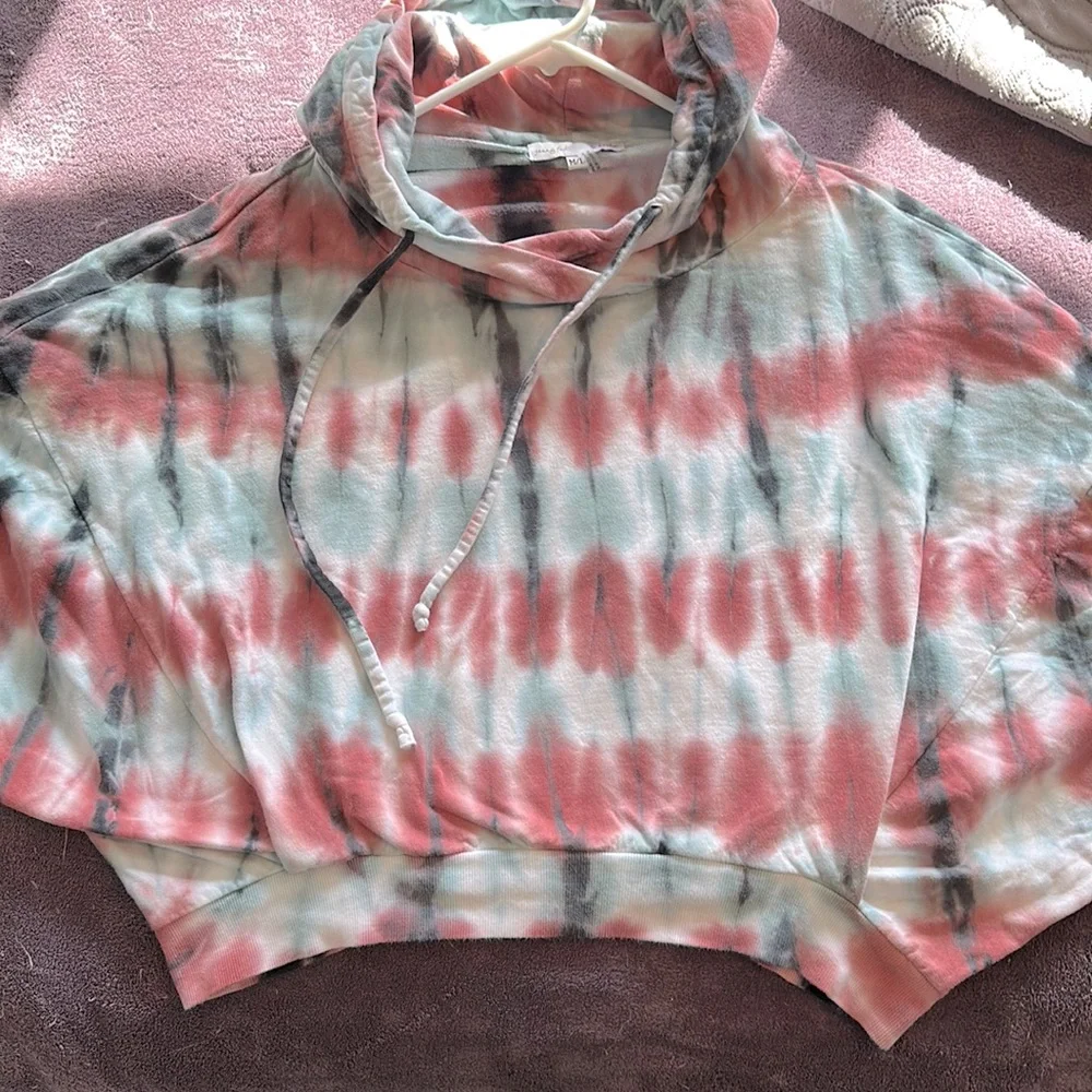 EUC Young Fabulous & Broke tie dye crop hoodie unique snap dolman style sleeves - Picture 5 of 5